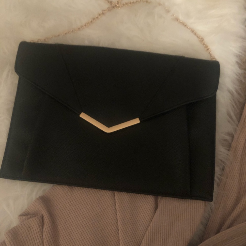 Black purse from Primark